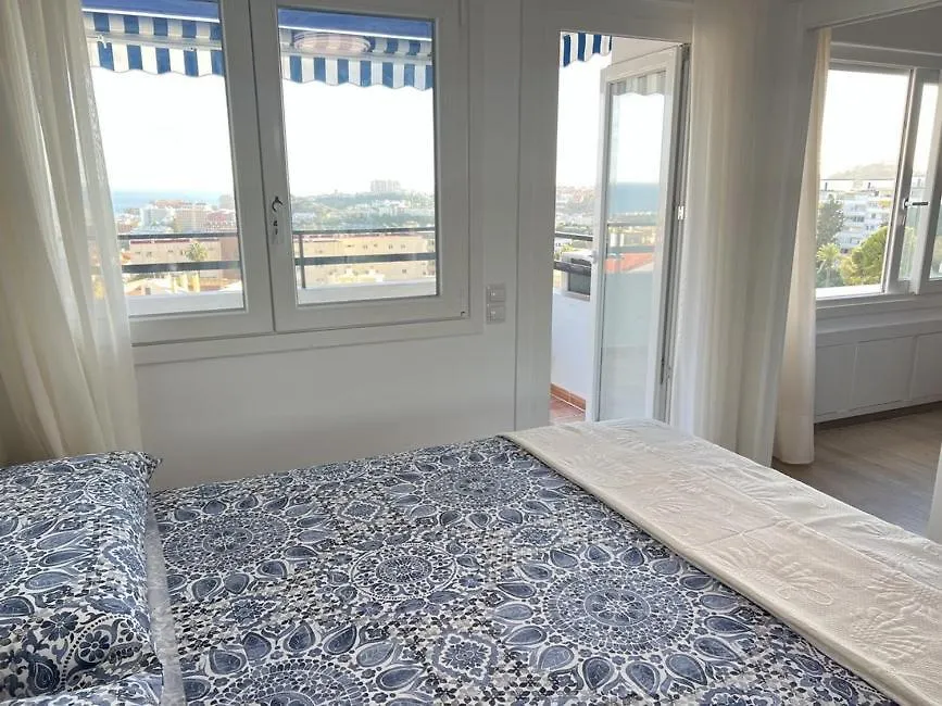 Vista Paradiso I بينالماذينا 0*,